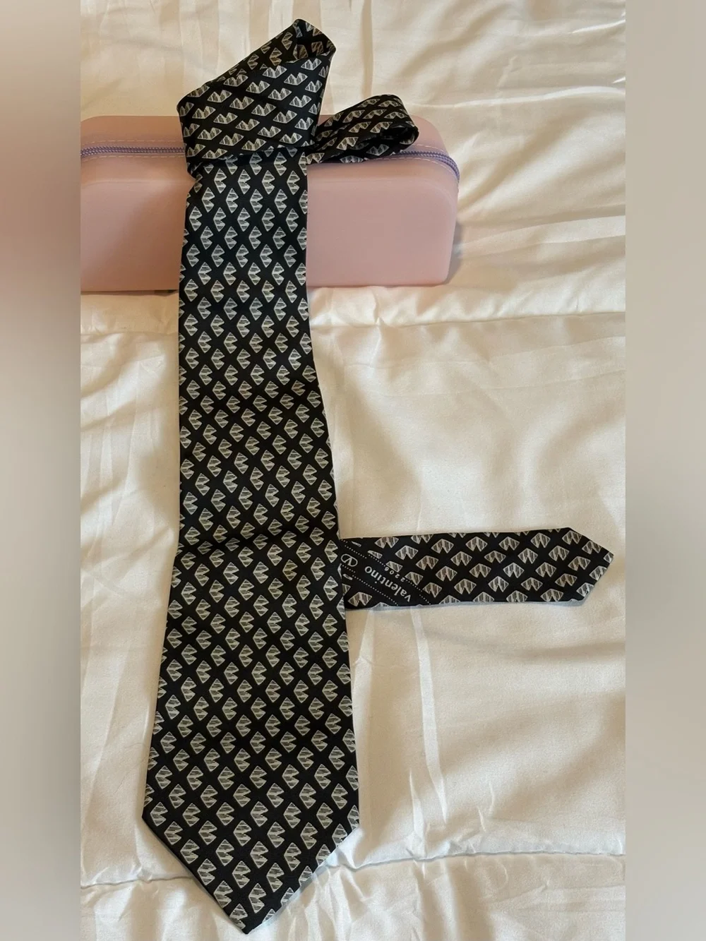 VTG Valentino Cravatte Silk Tie 80s 90s Italian Luxury Retro Executive Code 2206